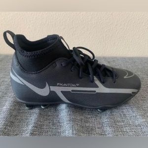 Nike Jr Phantom Gt2 club Sz 2Y